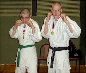 Hando Ju Jitsu Clubs - Chris Richardson & Will Murley Gold Medal Winners - Groundfighting